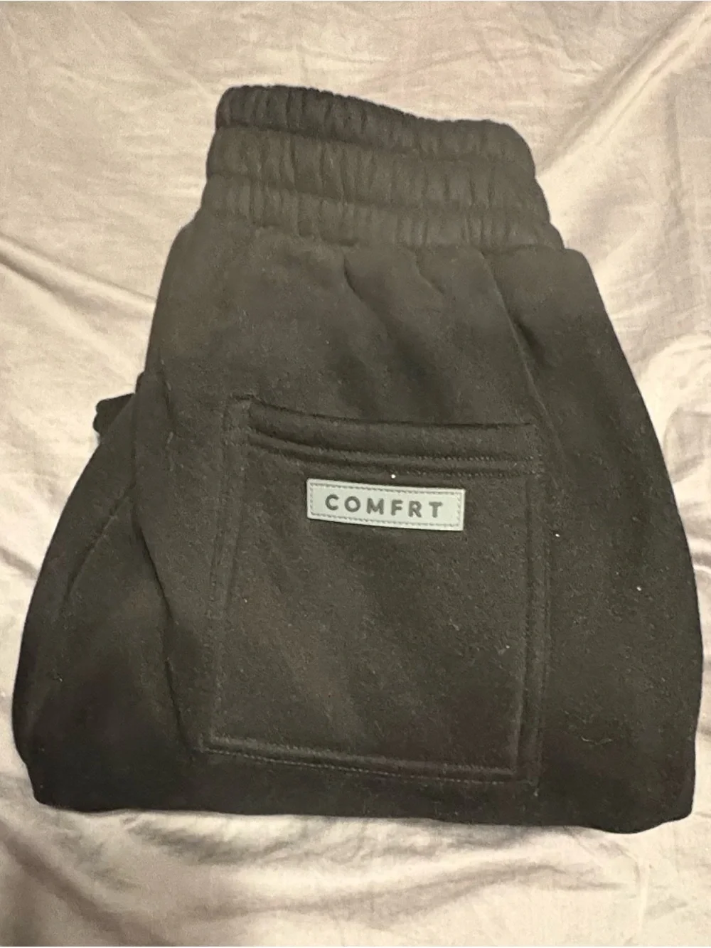 Comfrt Travel Essentials sweats in Black - Picture 2 of 4